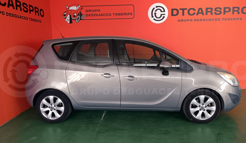 
								Opel Meriva completo									