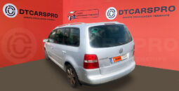 
										Volkswagen Touran 2.0 TDI completo									