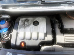 
										Volkswagen Touran 2.0 TDI completo									