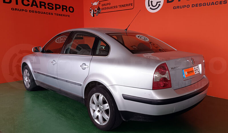 
								Volkswagen Passat 1.9 TDI completo									