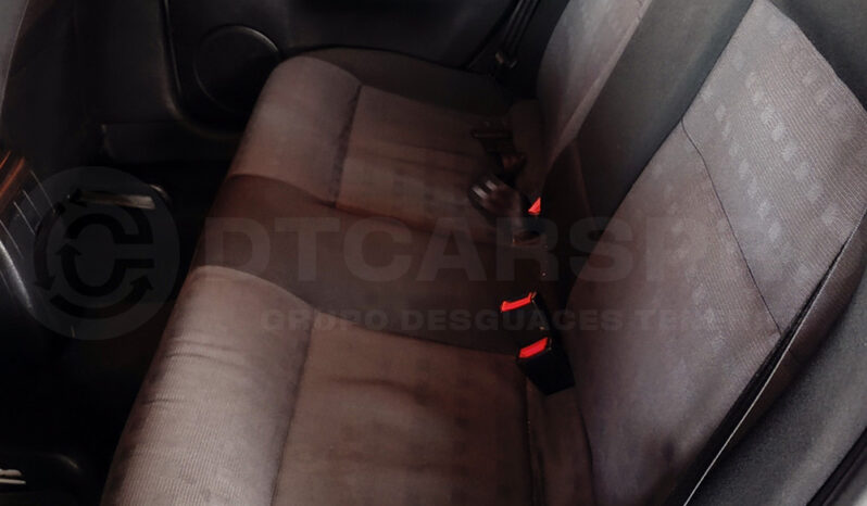 
								Volkswagen Passat 1.9 TDI completo									