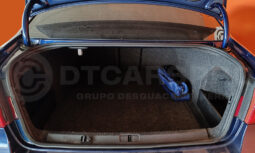 
										Volkswagen Passat 2.0 FSI completo									