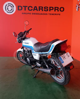 
										HONDA CB400N completo									