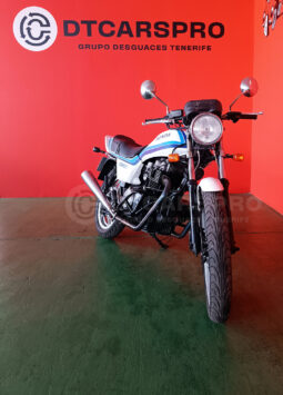 
										HONDA CB400N completo									