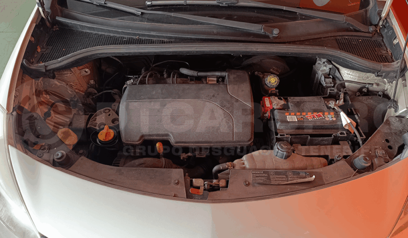
								Renault Clio III 1.2 16v completo									
