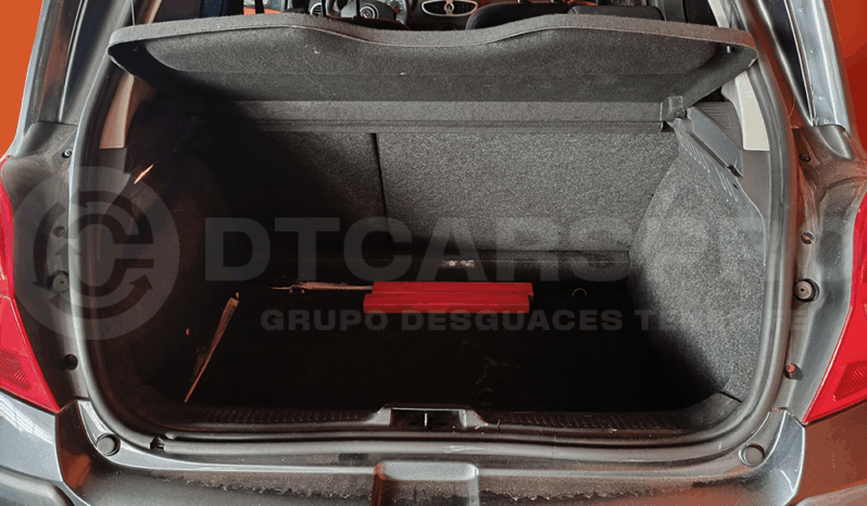 
								Renault Clio 1.4 16v completo									