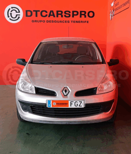 
										Renault Clio III 1.2 16v completo									