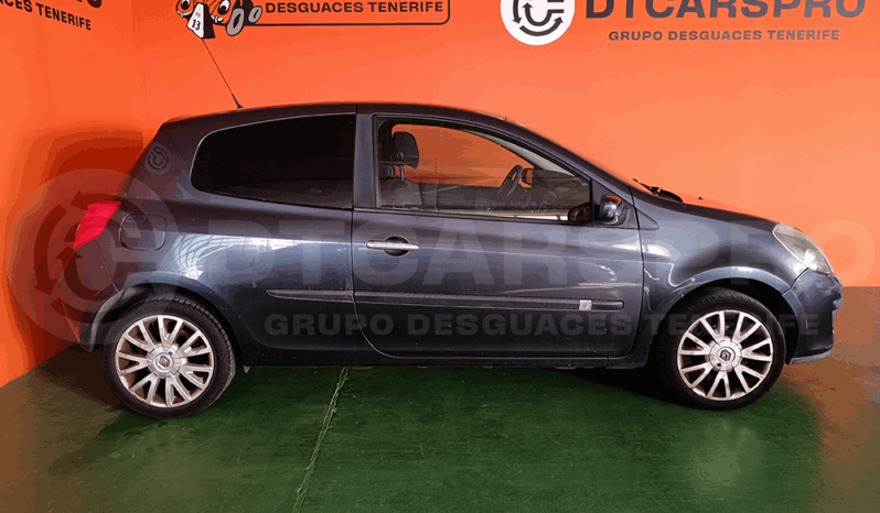 
								Renault Clio 1.4 16v completo									