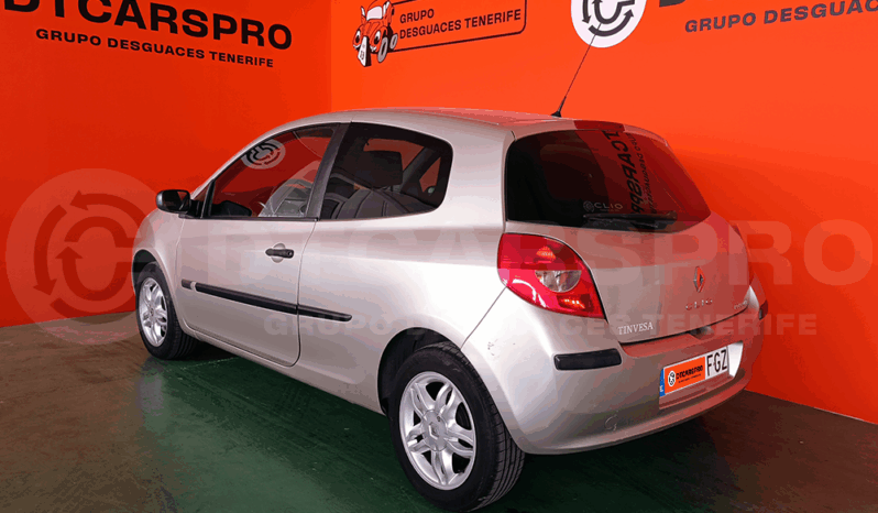 
								Renault Clio III 1.2 16v completo									