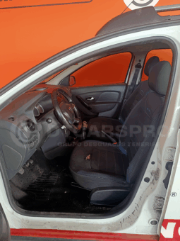 
										DACIA SANDERO completo									