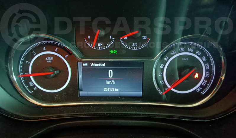 
								OPEL INSIGNIA 2.0 CDTI completo									