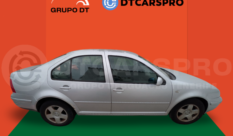 
								VOLKSWAGEN BORA 1.9 TDI completo									