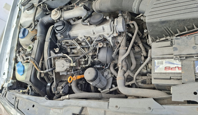 
								VOLKSWAGEN BORA 1.9 TDI completo									