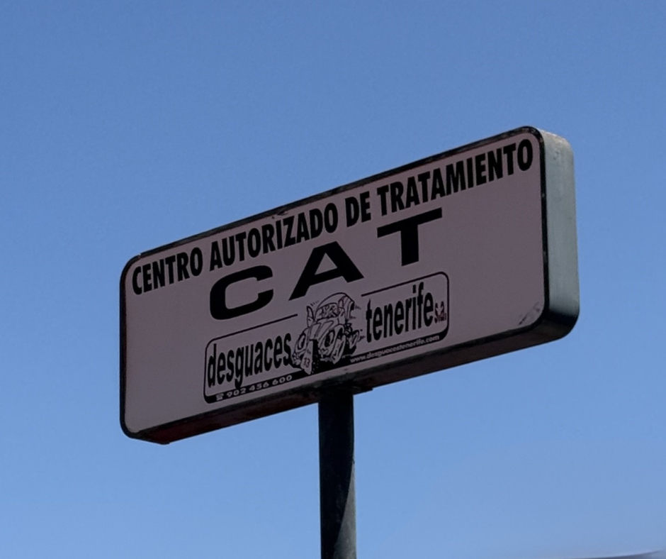En el Grupo Desguaces Tenerife, como Centro Autorizado de Tratamiento de Vehículos Fuera de Uso, operamos bajo el Nº CAT: RP-090-IC.